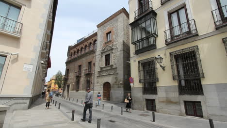 Madrid,-España,-Casco-Antiguo,-Casa-Cisneros